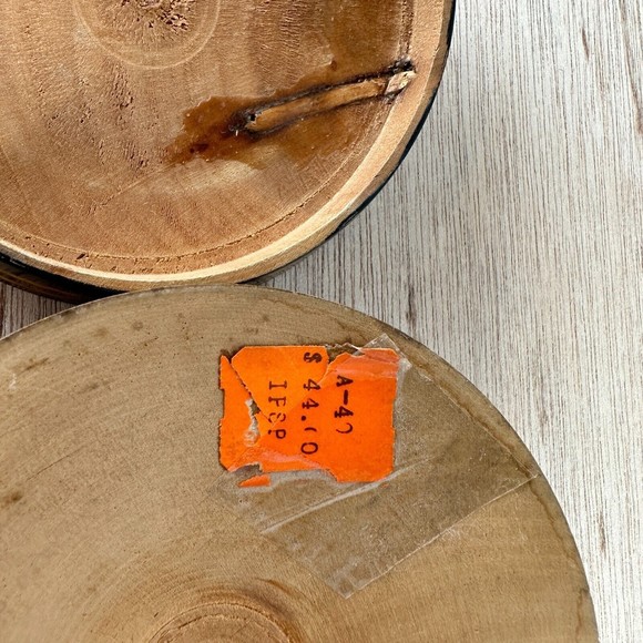 Vintage Carved Wood Round Trinket Box Spice Jar 3.5" H Light & Dark Brown OOAK - Picture 10 of 11